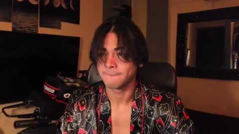 I AM HERE online show from March 17, 1:43 am