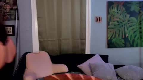 Artie Paints online show from February 25, 7:28 pm