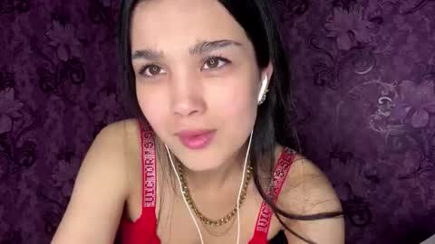 Amina online show from February 15, 6:28 pm