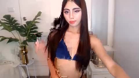 Ariella online show from February 19, 7:35 pm