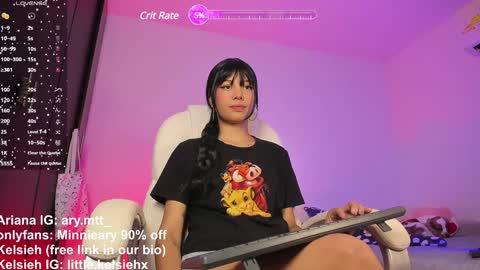 Ariana and Kelsieh online show from January 28, 9:40 pm