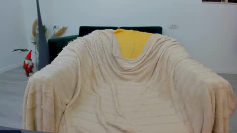 Arya online show from December 2, 7:51 am