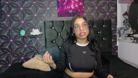 aryahmoonn online show from March 26, 3:34 am