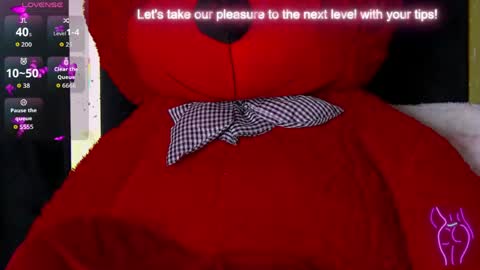 Ari online show from March 31, 3:01 pm