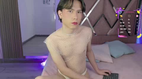 Ash Femboy online show from September 12, 9:39 pm