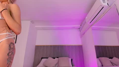 ash_valentine online show from February 16, 7:56 pm