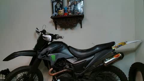 ash_wingrant online show from September 30, 2:44 am