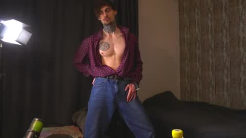Jerk Machine online show from May 31, 8:46 am