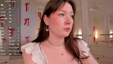 Ash online show from December 14, 12:11 pm