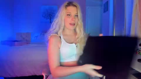 Ashley online show from November 13, 2:14 am