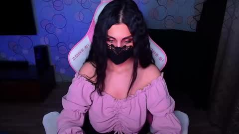   Yasmina   online show from November 30, 7:37 am