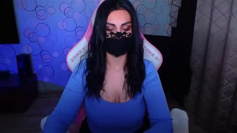   Yasmina   online show from November 4, 5:20 am