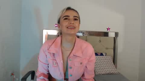 ashley__tylor online show from February 28, 4:43 am