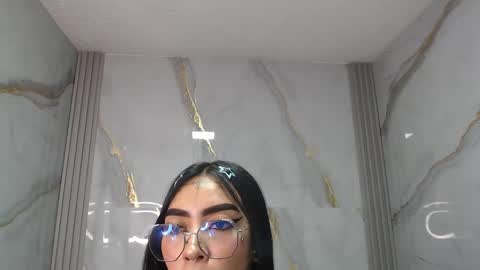 ashley_blum_v online show from October 4, 9:34 pm