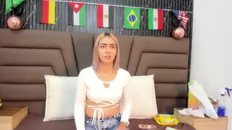 ashley_miller26 online show from July 3, 10:09 am