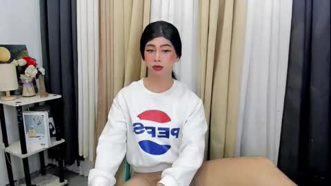 ashley online show from February 12, 6:11 pm