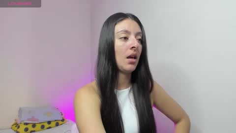 Snapshot of ashleybazan1 chatting on October 29, 3:25 pm Ashley online show from October 29, 3:25 pm