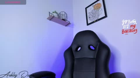 ASHLEY  online show from April 19, 6:10 pm