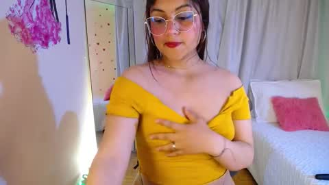 Ashlei Evanz online show from October 7, 1:45 am