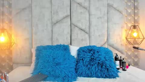 AshleyHill online show from March 11, 6:05 am