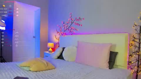 AshleyJonse online show from May 30, 5:50 am