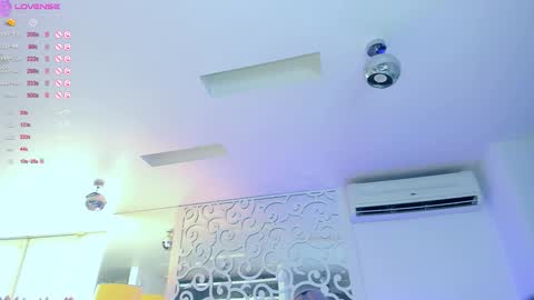 AshleyJonse online show from September 14, 5:21 am