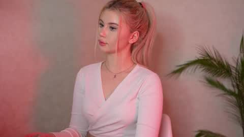 AshleyNiko online show from October 12, 5:15 pm