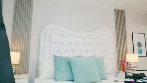 AshleyRoberh online show from April 14, 7:39 pm