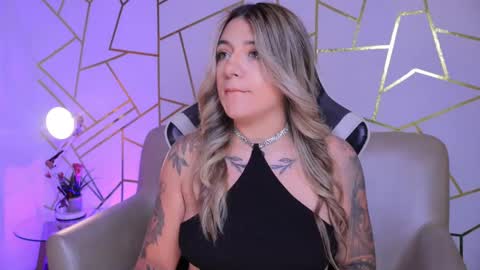 Snapshot of ashleyvalirya chatting on September 26, 4:31 am Ashley Lauren online show from September 26, 4:31 am