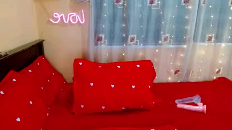 AshleyNicole online show from November 13, 10:18 am