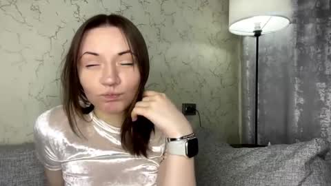 Lily online show from April 15, 4:21 pm