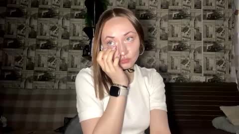 Lily online show from March 21, 9:08 pm