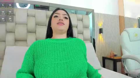Snapshot of ashlyn_parker chatting on February 2, 7:35 pm ashlyn online show from February 2, 7:35 pm