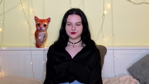 Kristine online show from November 18, 9:12 am