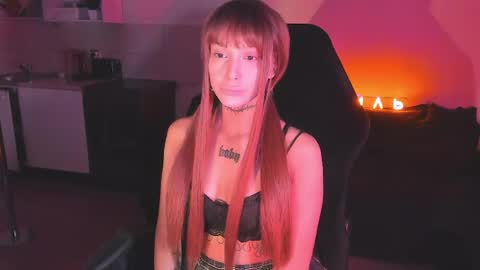 Mila online show from May 17, 2:32 am