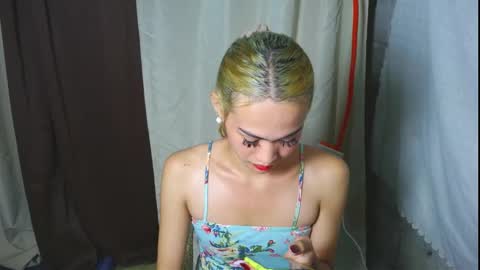 LOVELY LORAINE online show from September 21, 3:16 pm