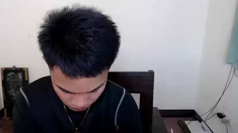 asian_lover05 online show from December 17, 7:09 pm