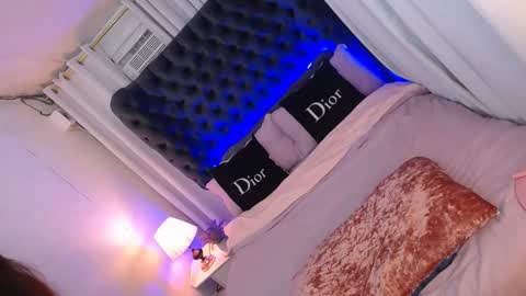 LUCI BABE online show from March 9, 6:06 am