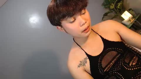 Reyshell online show from April 19, 5:08 am