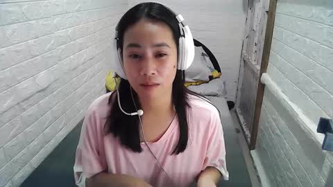 Trixie online show from February 6, 4:14 pm