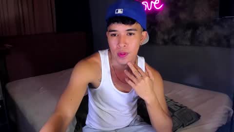asiancum_peter online show from October 29, 4:25 am