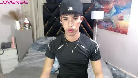 asiancum_peter online show from September 16, 11:12 am