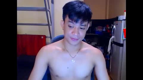 asiandreamboyx online show from October 5, 8:56 am