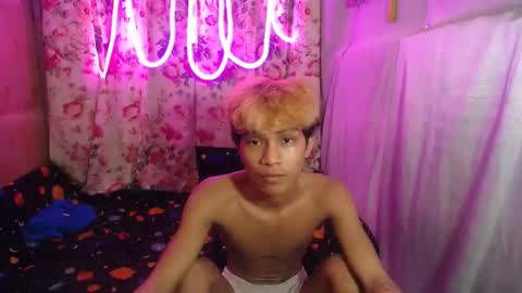 asianhot_boyxxx online show from October 29, 9:55 am