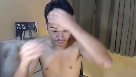 asianhunk_jamesx online show from October 7, 4:30 am