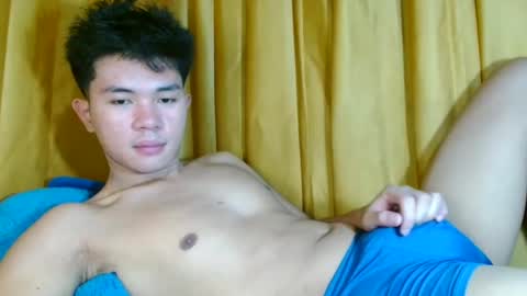 asianjay_hunks online show from May 12, 4:10 am
