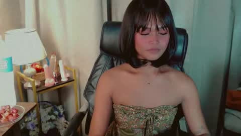 Kianna online show from June 27, 12:00 pm