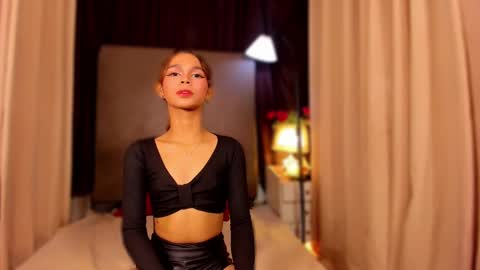 asianpetiteprincess online show from February 23, 6:38 am