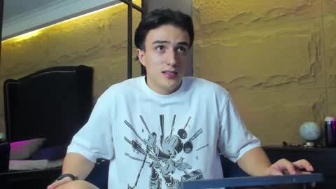 Aslan  online show from March 14, 3:43 am