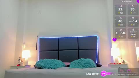  Aslhyn  online show from November 24, 9:02 pm